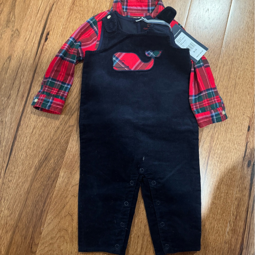 Baby boys 6-12 months Vineyard Vines plaid onesie with whale Longall.
